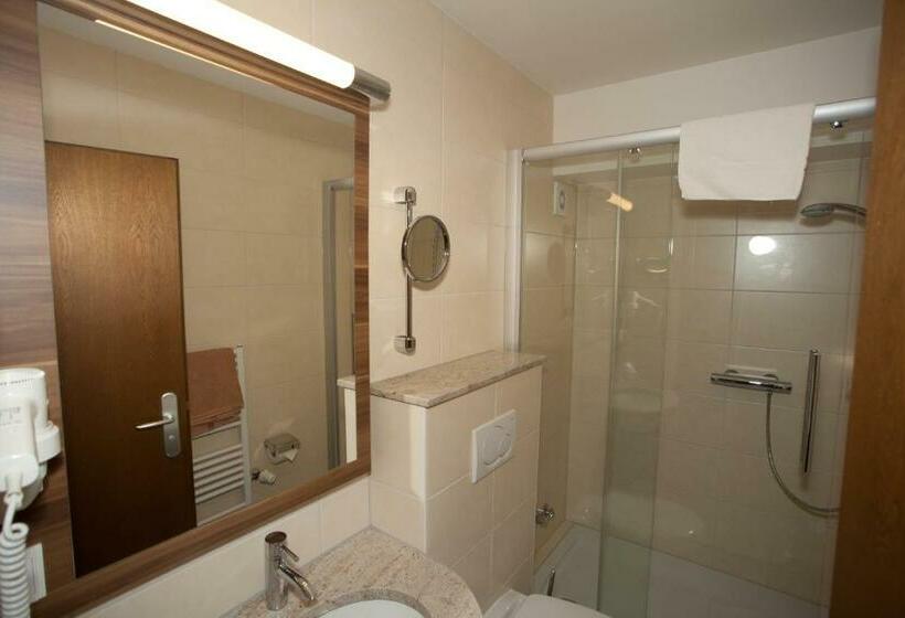 Индивидуальный Номер Классика, Knaus Am Hafen