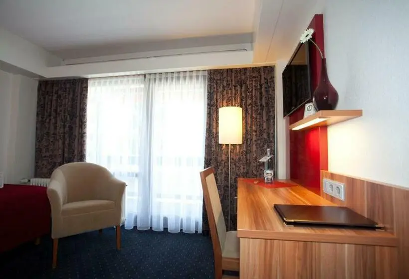 Classic Yhden Hengen Huone, Knaus Am Hafen