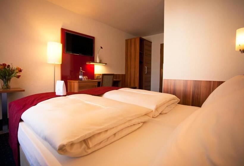 Классический Номер, Knaus Am Hafen