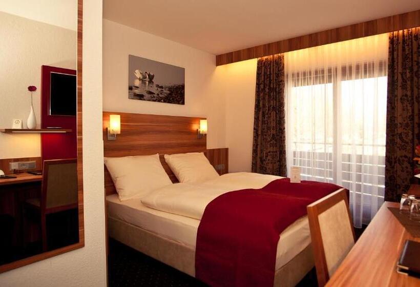 Номер Стандарт, Knaus Am Hafen