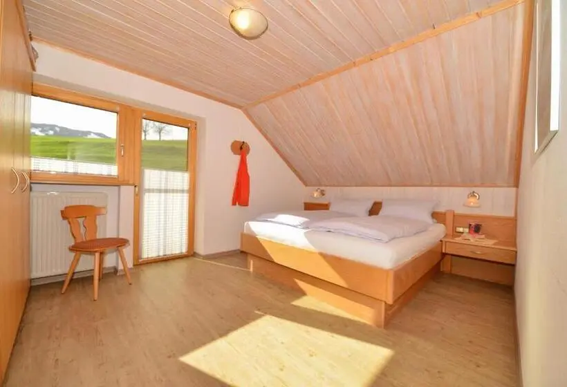 Huoneisto 2 Makuuhuonetta, Landhaus Schmid