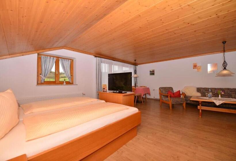 Студио Стандарт с Балконом, Landhaus Schmid