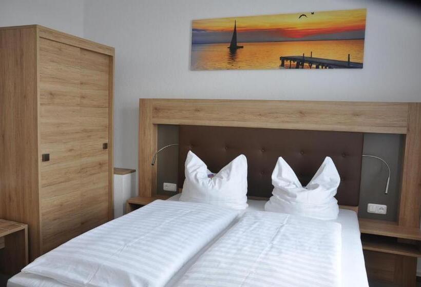 سوئیت با چشمانداز رودخانه, Pension Zum Alten Fahrhaus