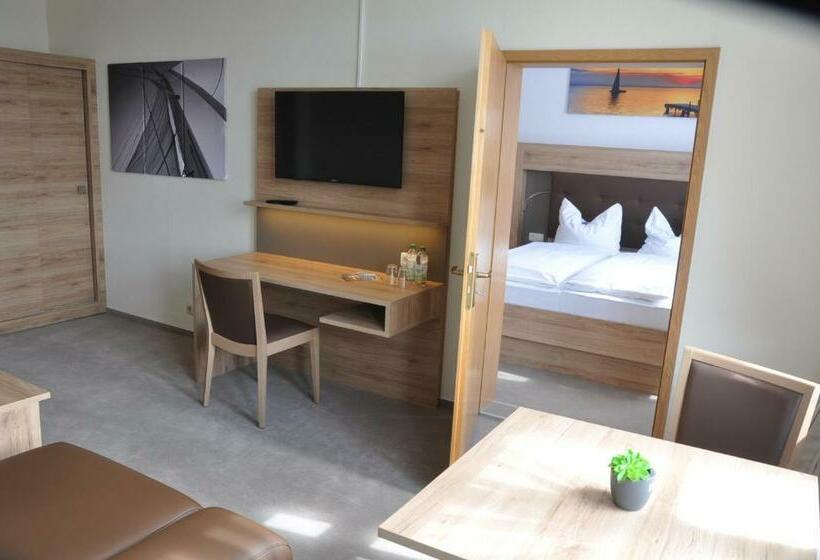 سوئیت با چشمانداز رودخانه, Pension Zum Alten Fahrhaus