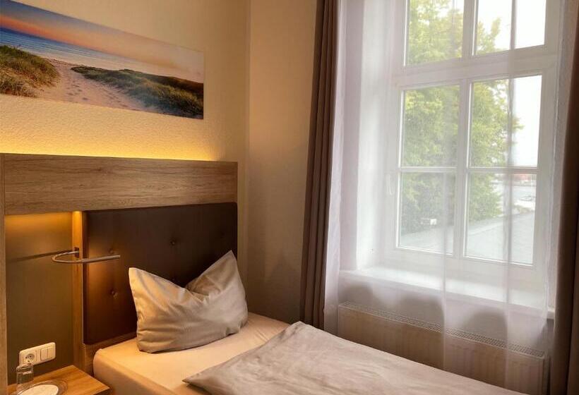 اتاق استاندارد یک نفره, Pension Zum Alten Fahrhaus