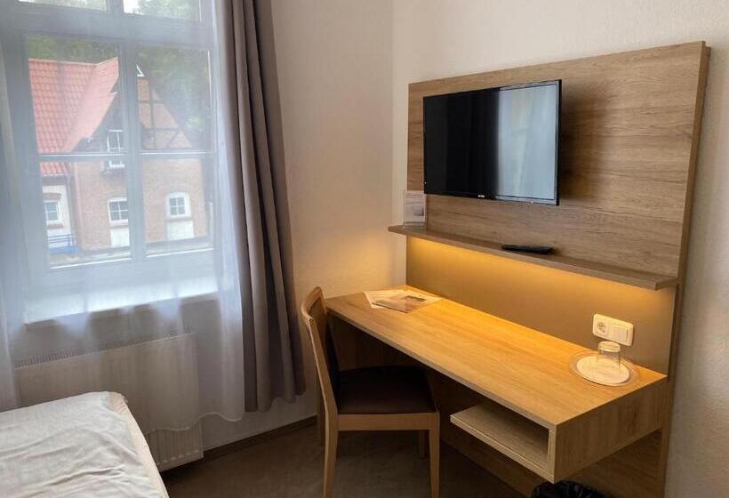 اتاق استاندارد یک نفره, Pension Zum Alten Fahrhaus