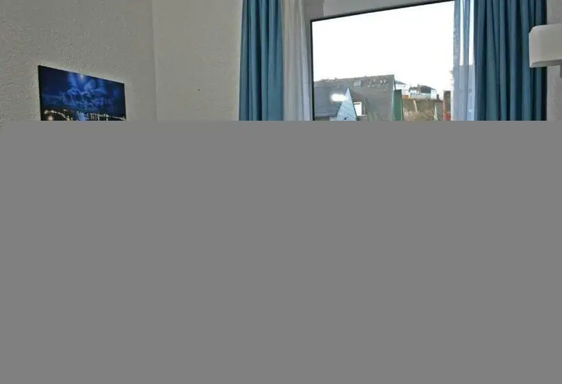 اتاق استاندارد با بالکن و چشم‌انداز دریا, Quisisana & Appartements Quisi