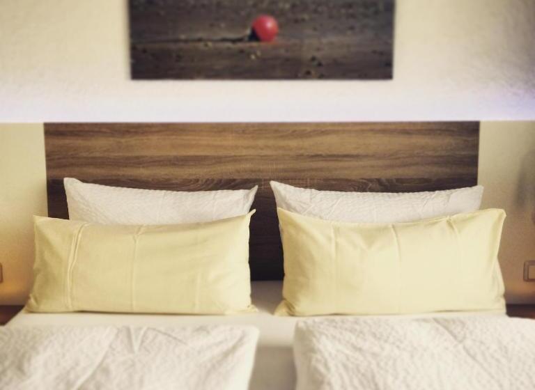 غرفة قياسية مطلّة علي البحر مزوَّدة بشُرفة, Quisisana & Appartements Quisi