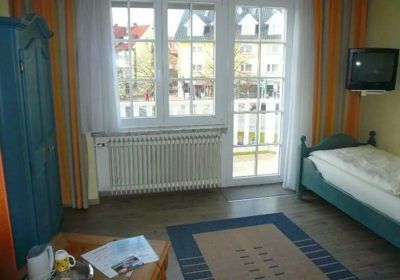 Standard Yhden Hengen Huone, Restaurant Nord Stuv