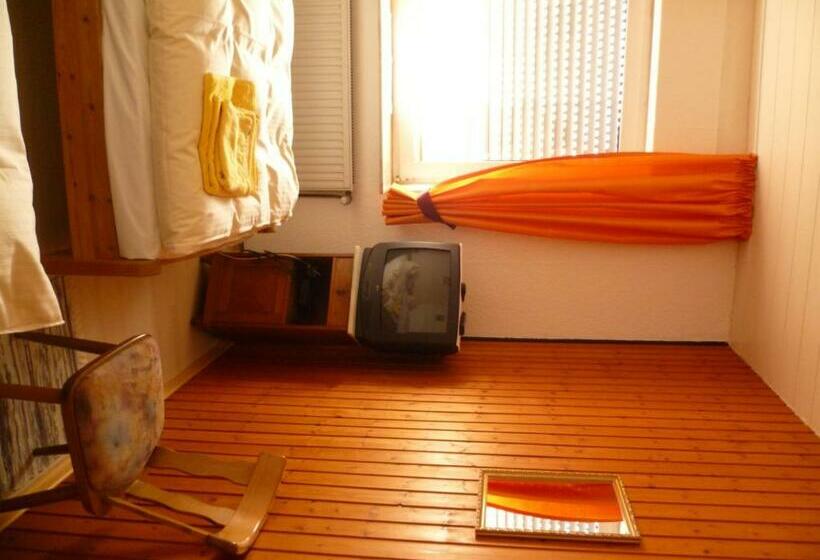 غرفة قياسية, Rotbuche