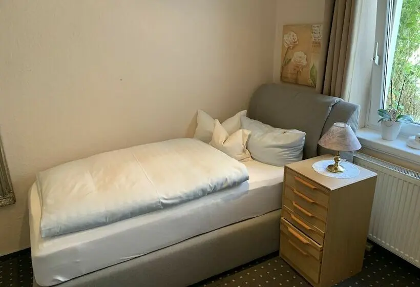 Standard Yhden Hengen Huone, Stadt Hamburg