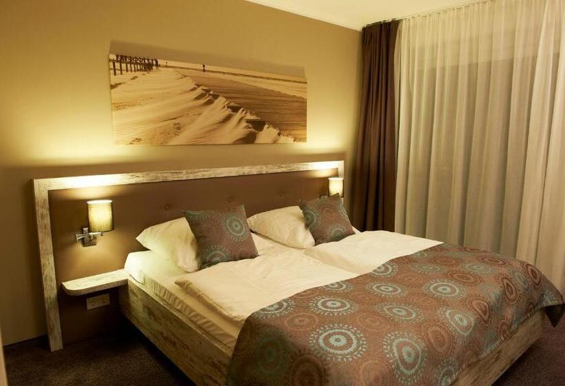 اتاق استاندارد, Strand No.1