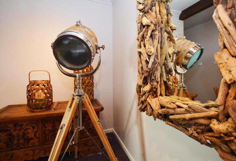 Deluxe Suite Sea View, Strand No.1