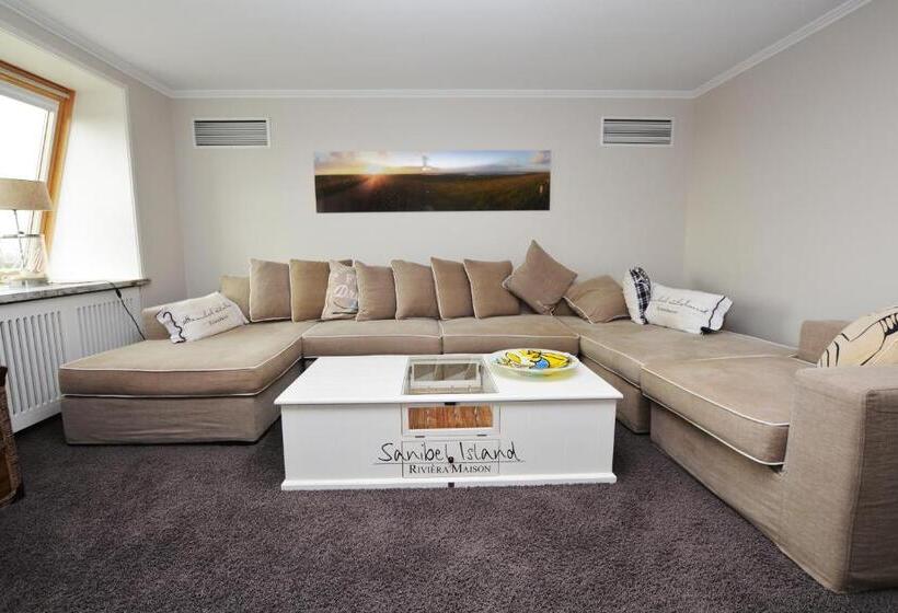 Deluxe Suite Sea View, Strand No.1