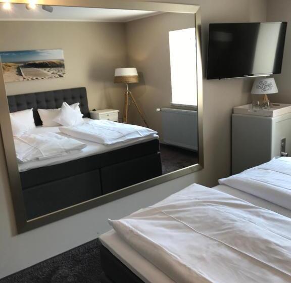 Deluxe Suite Sea View, Strand No.1