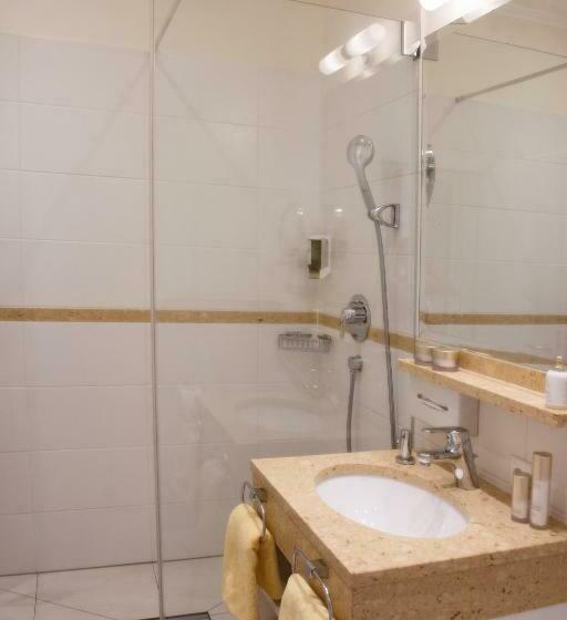 Номер Superior Одноместный, Thermenhotel Quellenhof