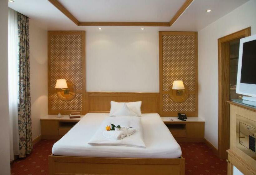 Номер Deluxe Одноместный, Thermenhotel Quellenhof