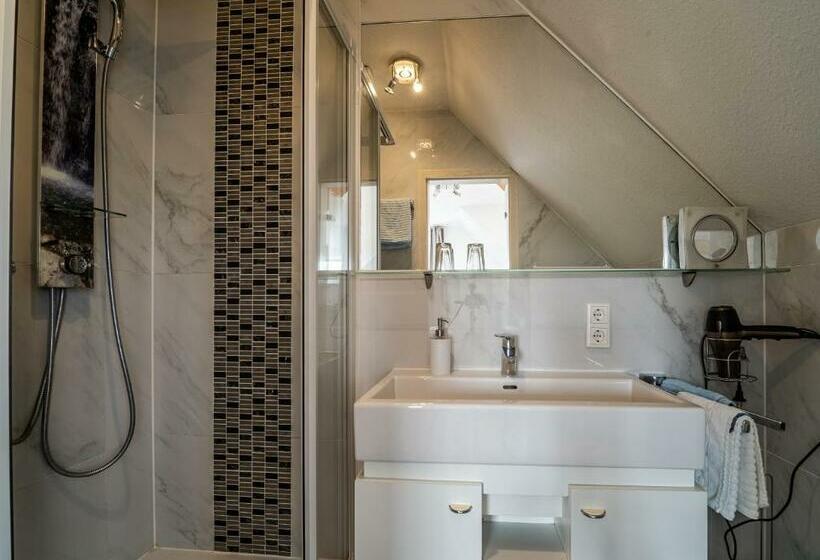 Номер Стандарт, Tom S Hus Heiligenhafen