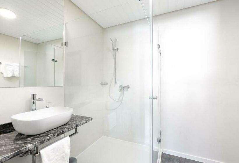 4인용 스탠다드 룸, Zur Blume Hotel & Restaurant Efringen Kirchen Bei Basel