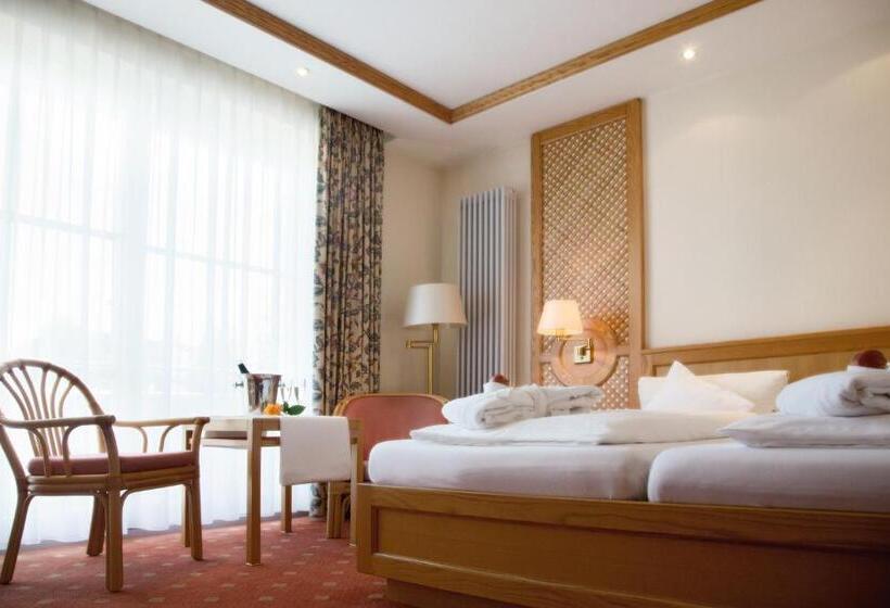 Люкс, Thermenhotel Quellenhof