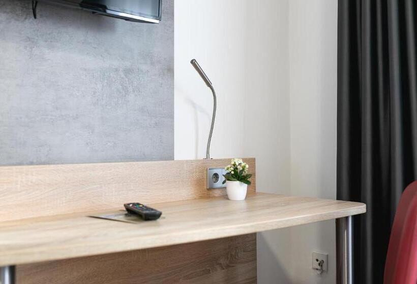 غرفة قياسية ثلاثية, Zur Blume Hotel & Restaurant Efringen Kirchen Bei Basel