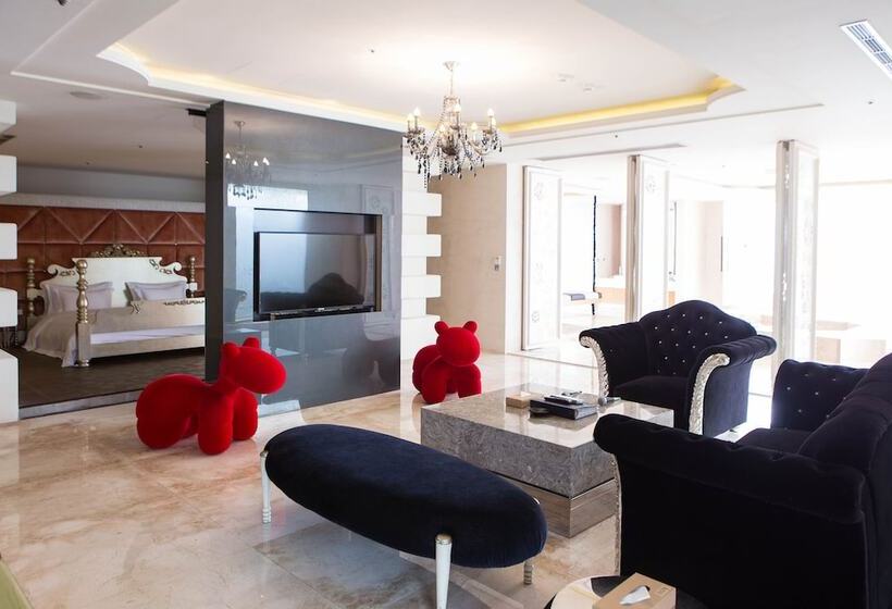 سوئیت پرزیدنت, Allur Boutique Motelkao Hsiung Branch