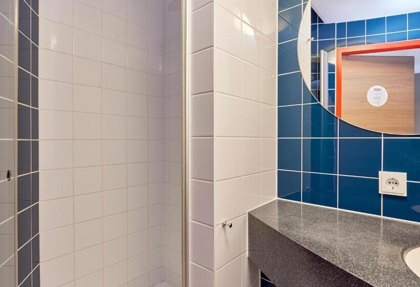 غرفة عائلية, B&b Hotel Saarbrücken Hbf