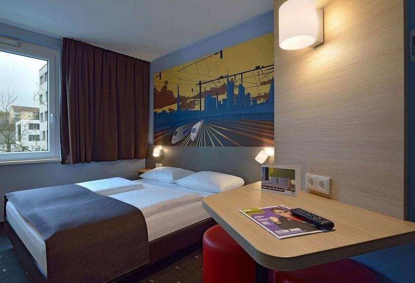 Номер Стандарт, B&b Hotel Saarbrücken Hbf