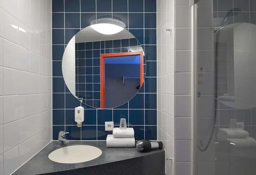 Standard-huone, B&b Hotel Saarbrücken Hbf