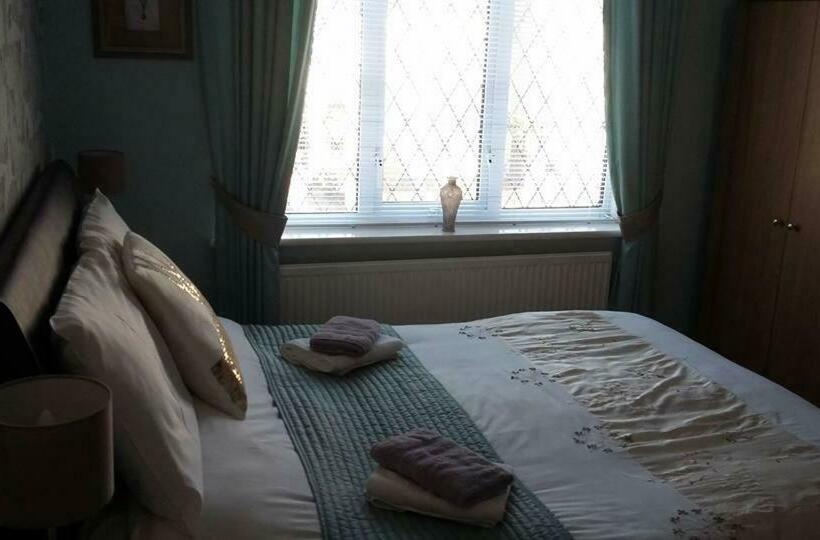 غرفة قياسية, Esjays At Knowles House