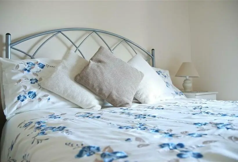 バス共有のスタンダードルーム, Kingsleigh Guest House