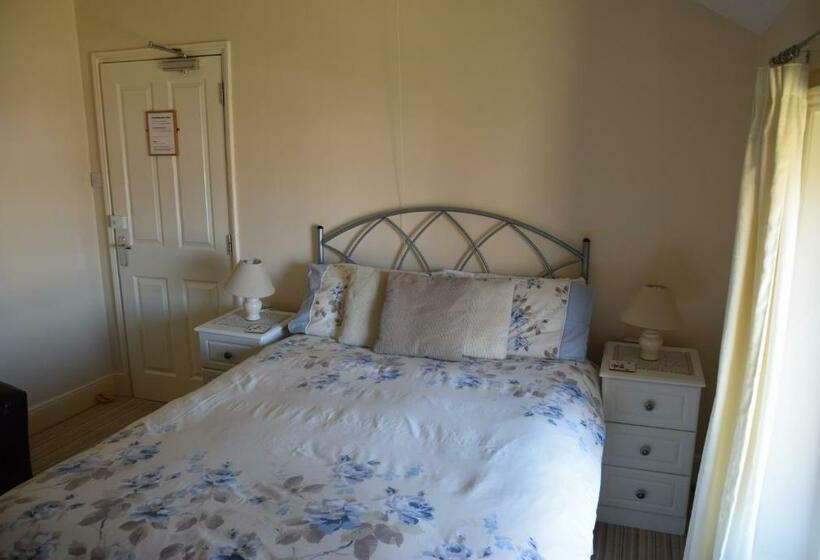 스탠다드 룸 공동 욕실, Kingsleigh Guest House