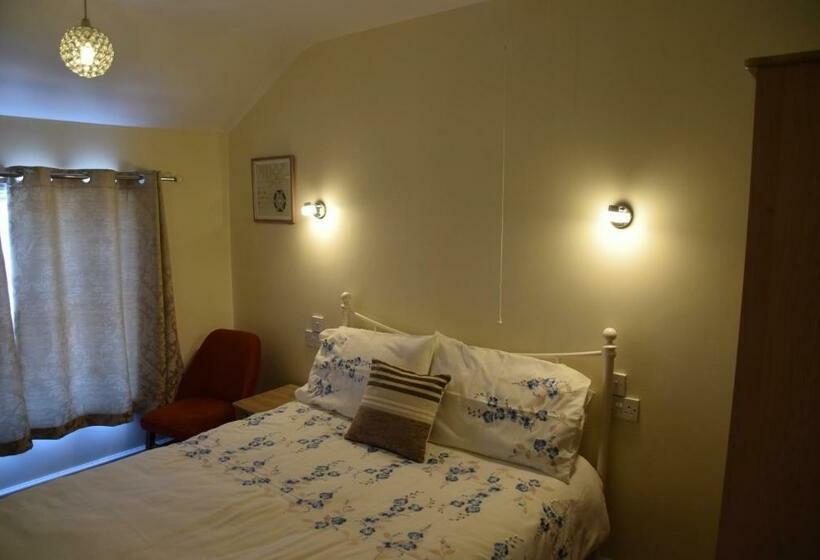 اتاق استاندارد با سرویس بهداشتی مشترک, Kingsleigh Guest House