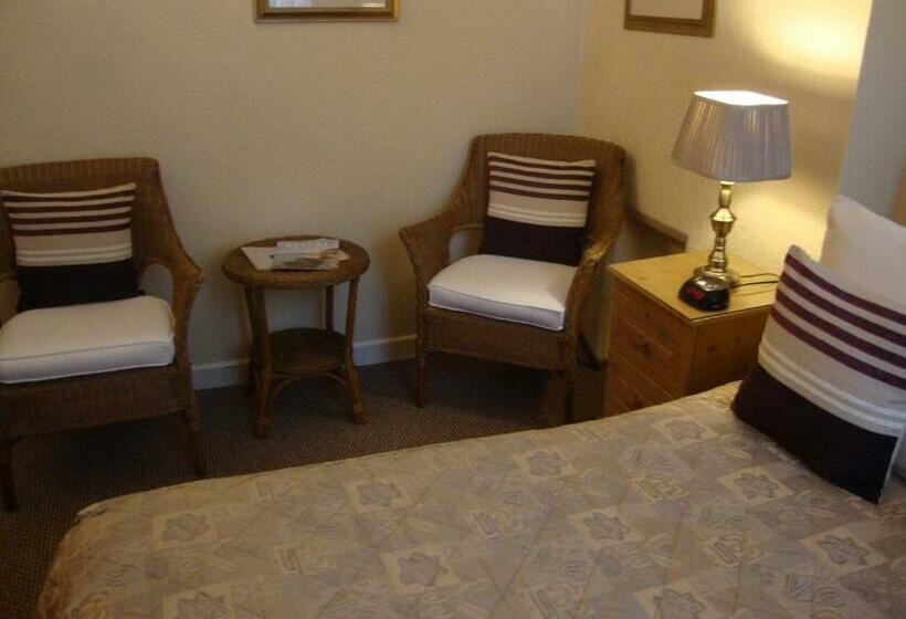 スタンダードルーム, The Newark