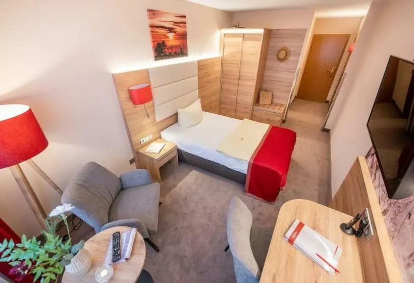 Standard Yhden Hengen Huone, Centralhotel Binz