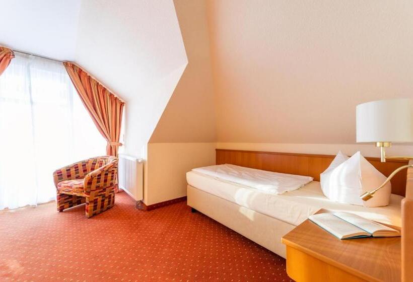 Апартаменты 1 Спальня, Centralhotel Binz