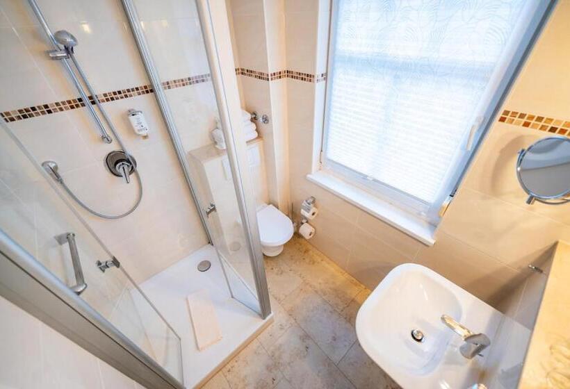 Студия Стандарт, Centralhotel Binz