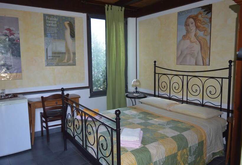 חדר סטנדרט לשלושה, B&b Il Giardino Segreto