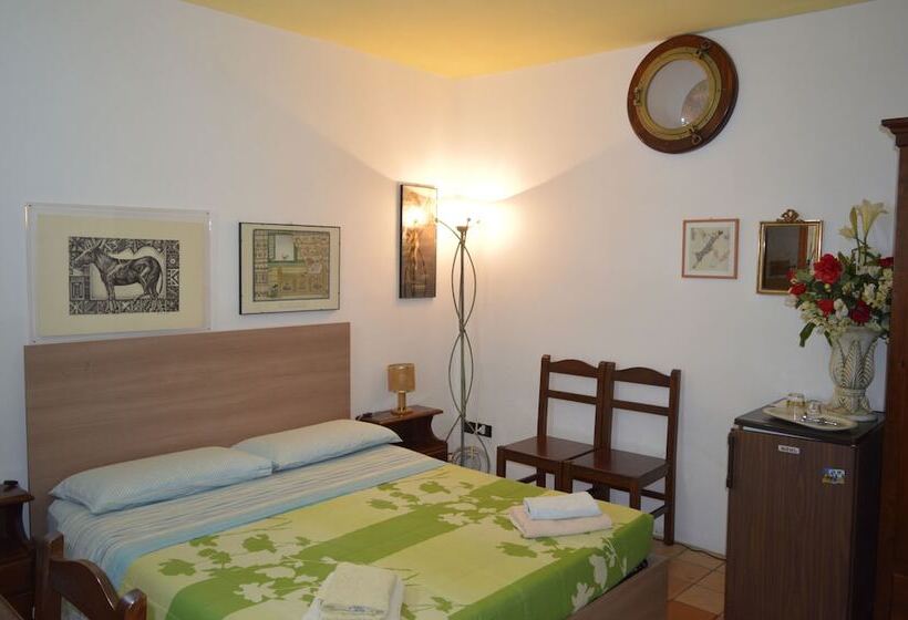 Номер Стандарт Трехместный, B&b Il Giardino Segreto