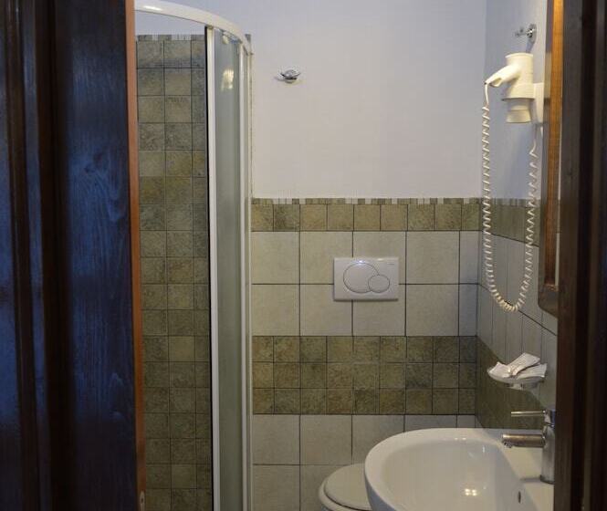 חדר סטנדרט לארבעה, B&b Il Giardino Segreto