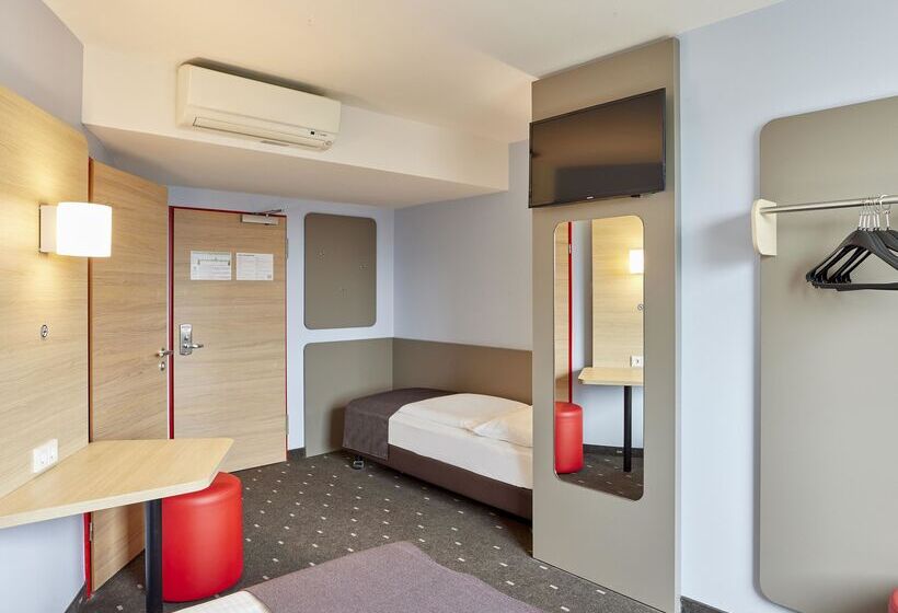 Номер Стандарт, B&b Hotel Saarbrücken Hbf