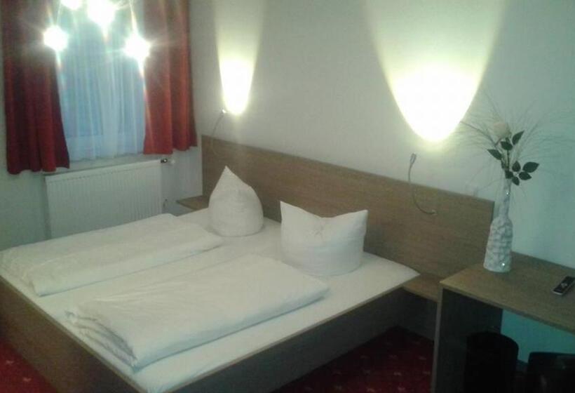 Апартаменты 3 Спальни, Gasthof Falter