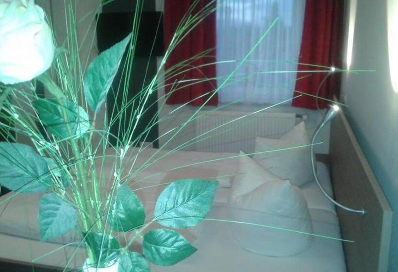 Апартаменты 3 Спальни, Gasthof Falter