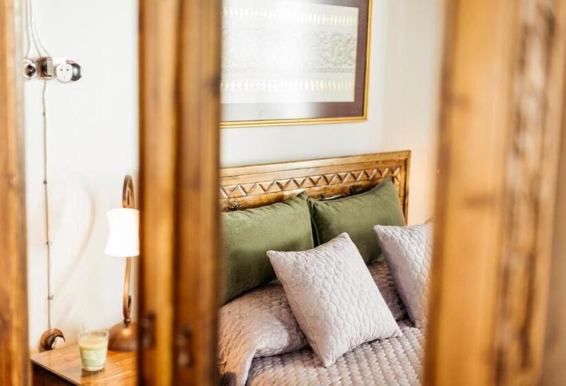 اتاق لوکس, Gul Hanim House Boutique