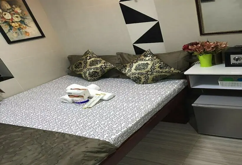 اتاق استاندارد, Hi Inn
