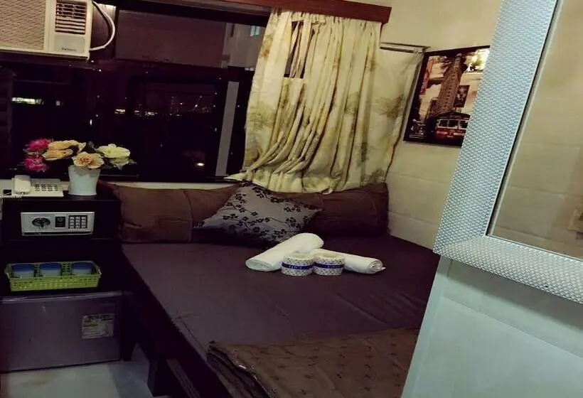 اتاق استاندارد, Hi Inn