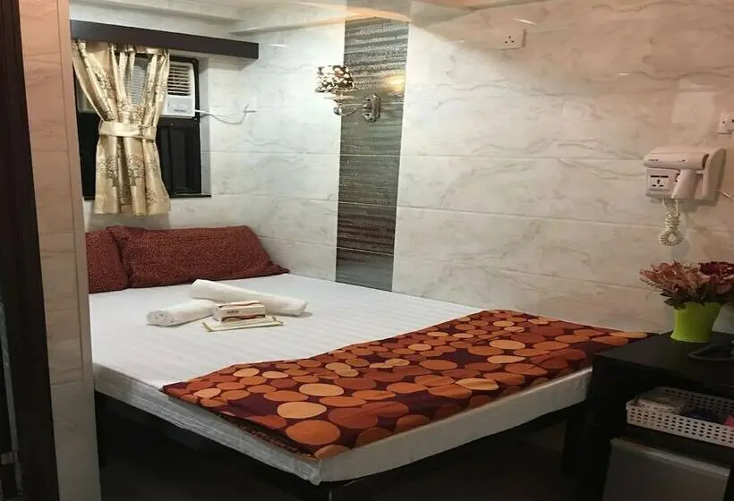 اتاق استاندارد, Hi Inn