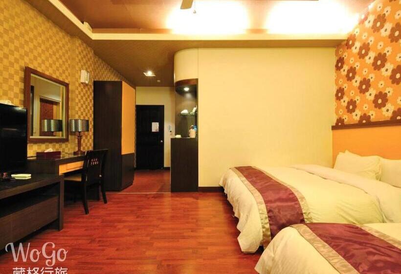 اتاق سوپریور چهار تخته, Wogo