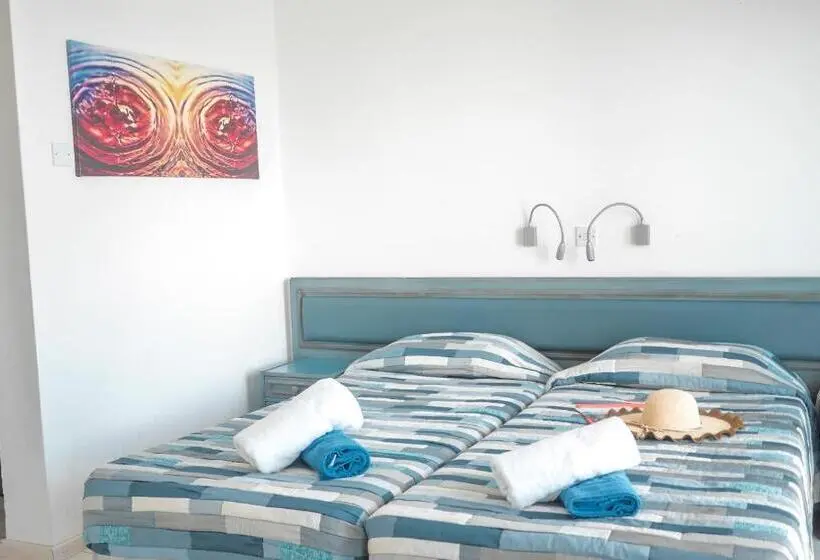 Studio Standard, Tsanotel