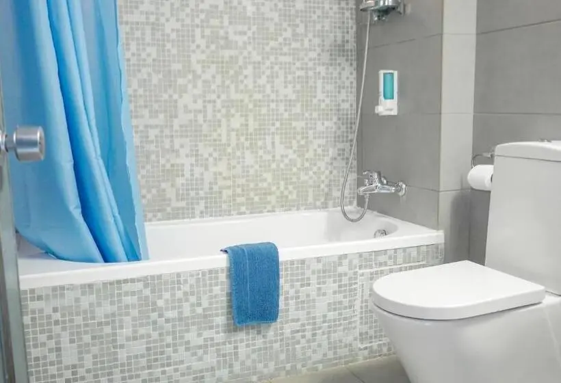Suite Familiale, Tsanotel